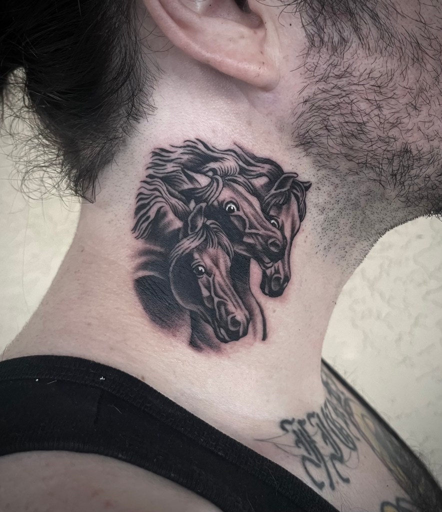 pharaohs-horses-neck-tattoo